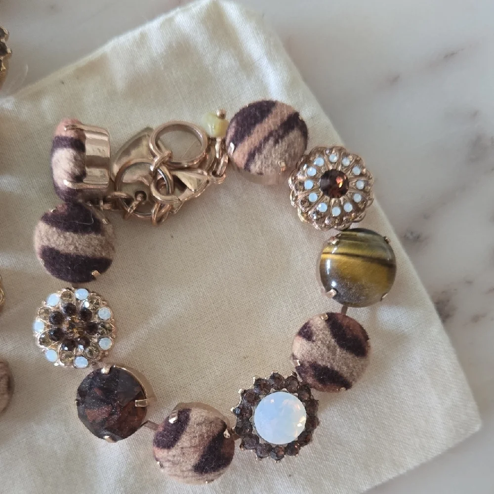 Elegant Brown and Gold Beaded Bracelet and Necklace Set.  Marianna - Picture 2 of 4